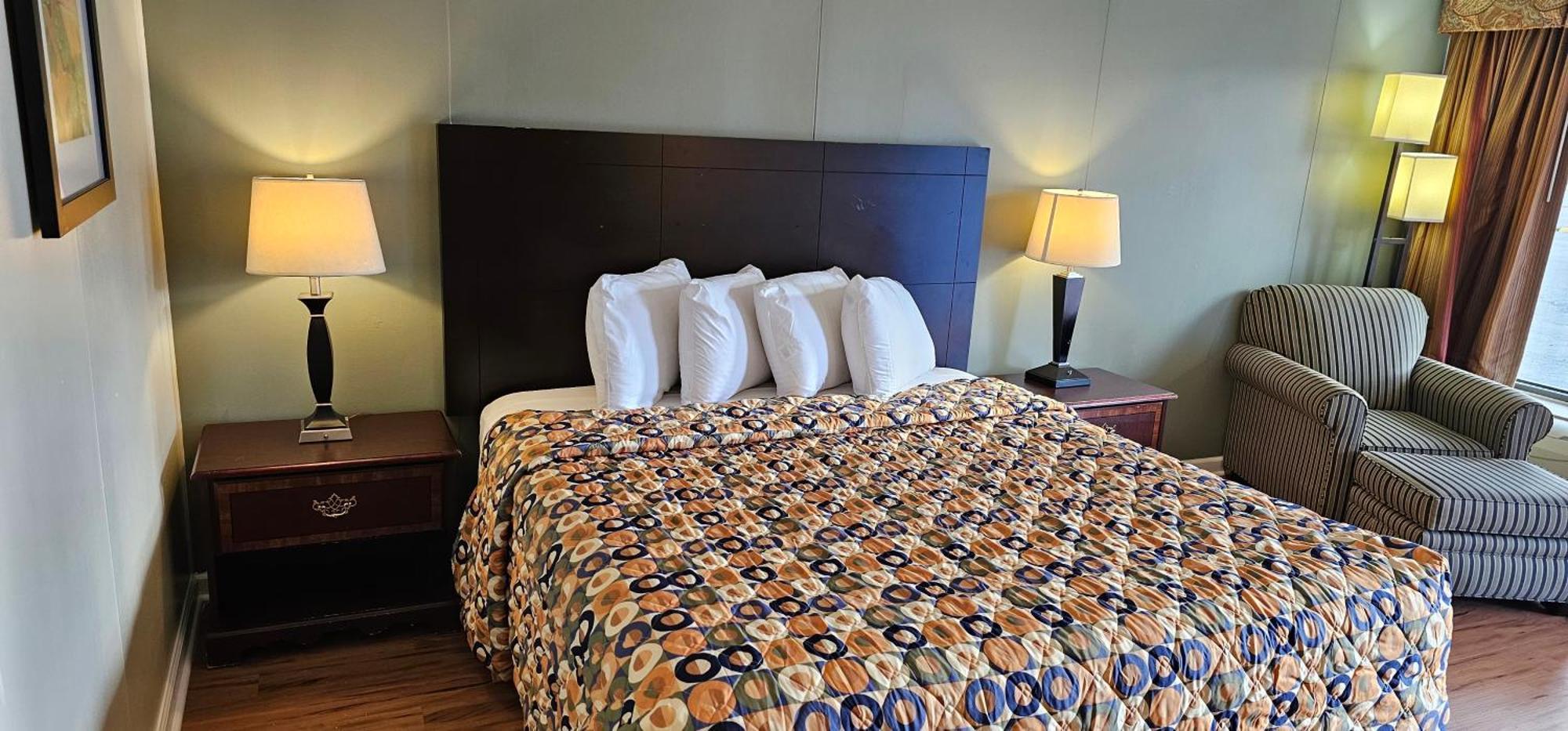 Astoria Hotel West دانفيل المظهر الخارجي الصورة